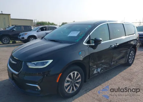 2024 Chrysler Pacifica Hybrid Select from USA, damaged, VIN 2C4RC1S74RR134334